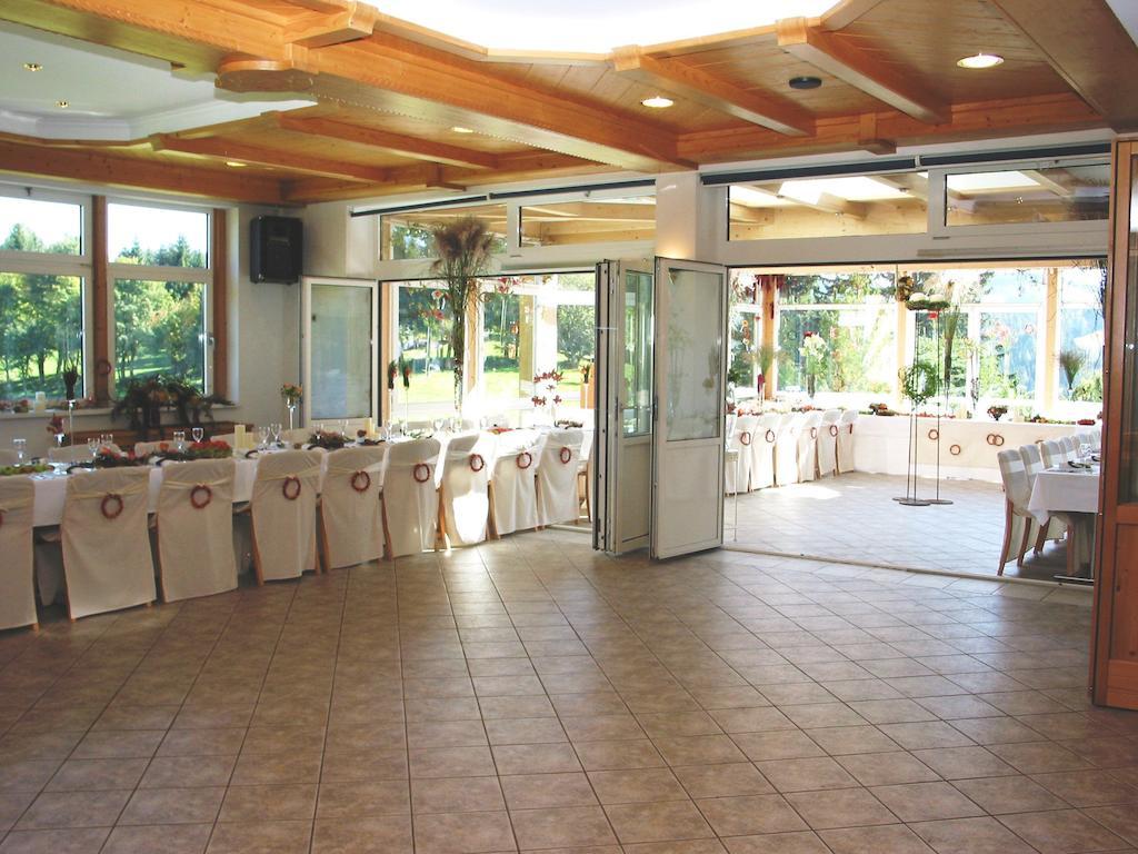 Hotel Gasthof Buchbauer บาด ซังค์ เลออนฮาร์ด อิม ลาวานท์ทาล ภายนอก รูปภาพ