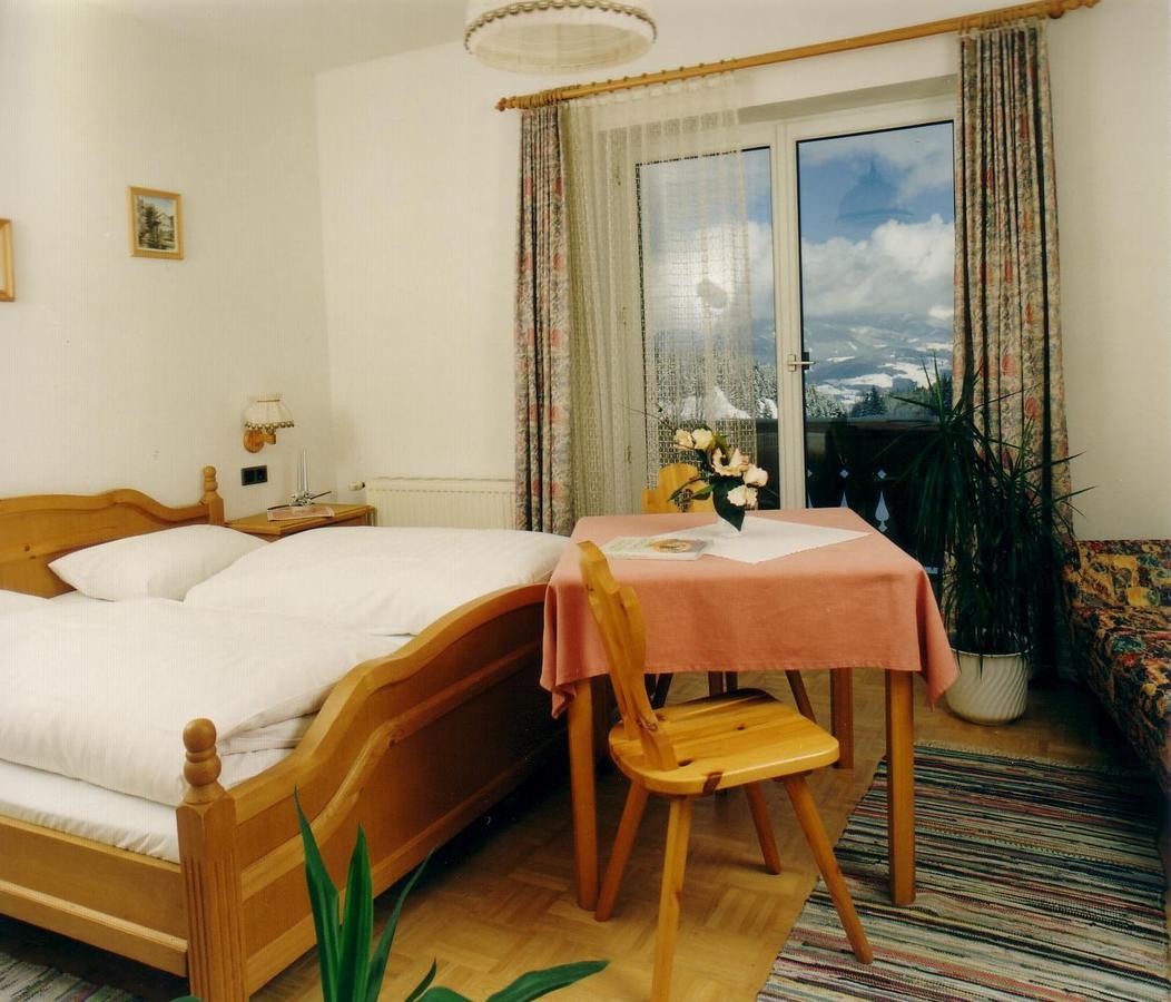Hotel Gasthof Buchbauer บาด ซังค์ เลออนฮาร์ด อิม ลาวานท์ทาล ภายนอก รูปภาพ